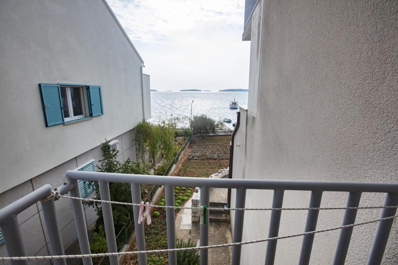Apartments By The Sea Brodarica, Sibenik - 13615 Exterior foto